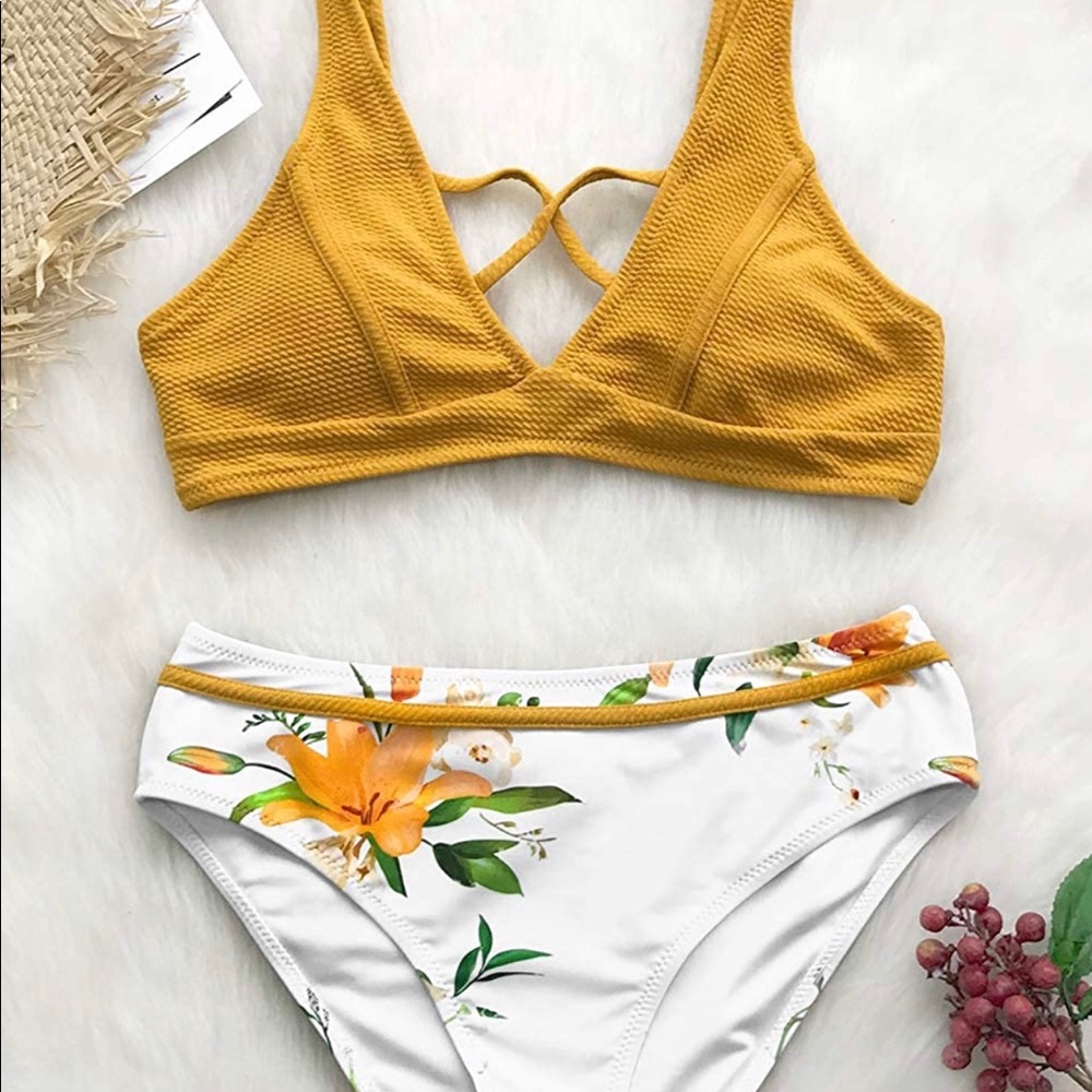 Cross Front Sunny Bay Floral Two Piece • NWT • LG